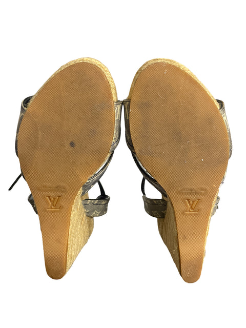 Sandalia Louis Vuitton Plataforma Azul - Talla 36