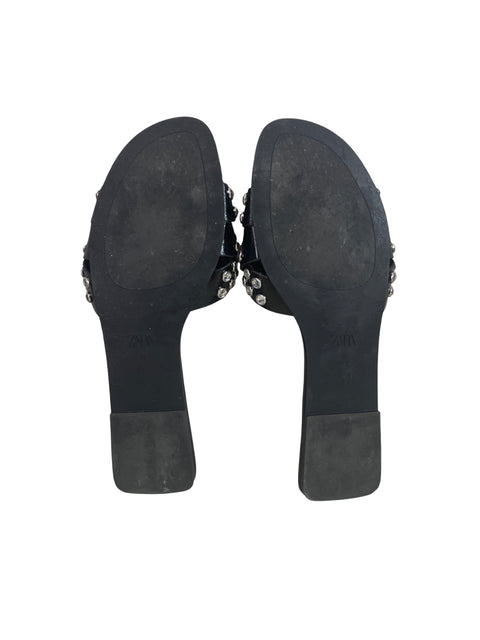Sandalia Zara Tachuelas Brillo Negro - Talla 38
