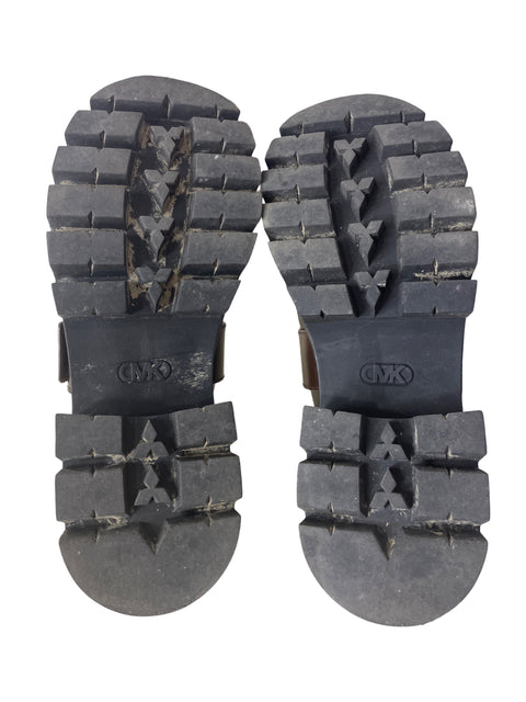 Zapato Michael Kors Hebilla Punta cerrada Marrón - Talla 7