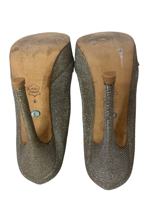 Zapato Charles David Punta abierta Brillo Plateado - Talla 5
