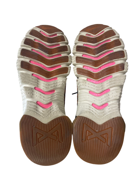 Zapatilla Nike Suela de goma Cordones Marrón - Talla 7.5