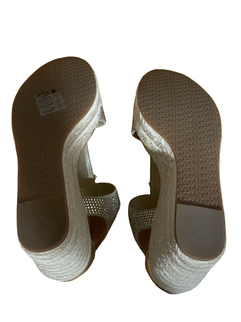 Zapato Michael Kors Plataforma Rafia Beige - Talla 6.5